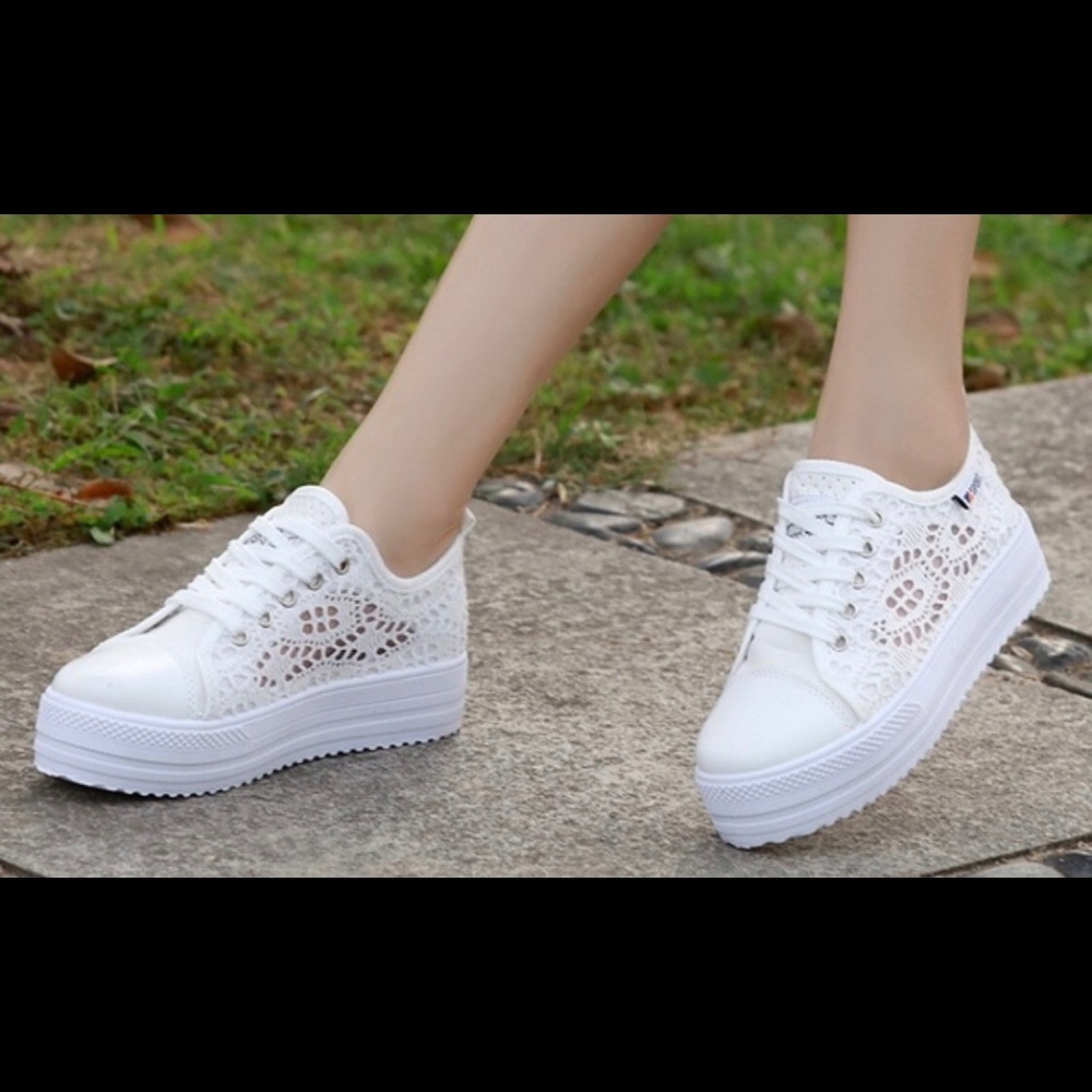 canvas hollow breathable platform flat sneakers